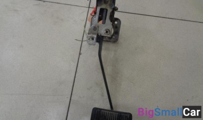 Педаль тормоза от Kia Sorento 2002-2009 - купить Елшанке