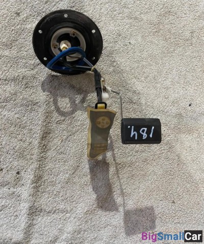 Насос топливный Toyota Corolla 150 - купить Елшанке