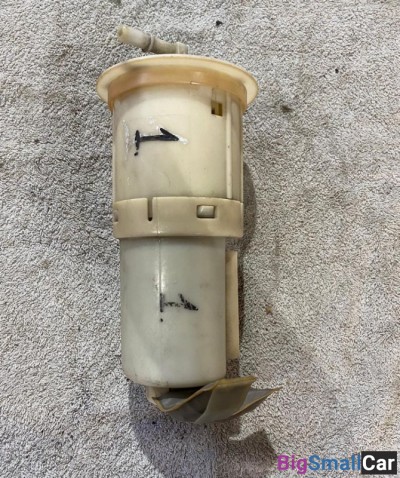 Насос топливный Mitsubishi Colt Z25 - купить Елшанке