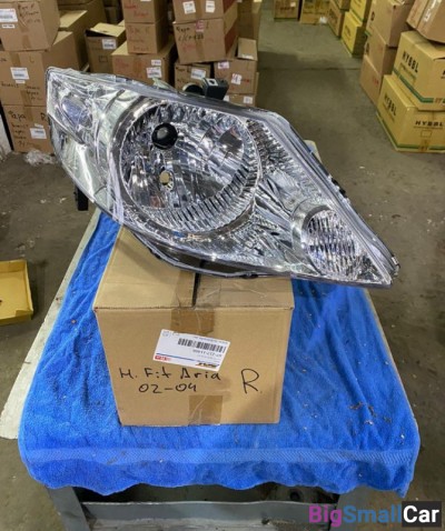 Фара правая Хонда Фит Ария Honda Fit Aria - купить Елшанке