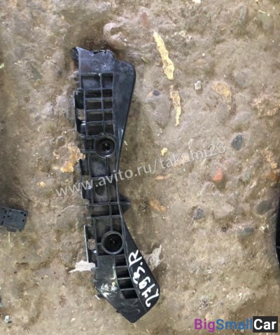 Крепление бампера правое Toyota Auris - купить Елшанке