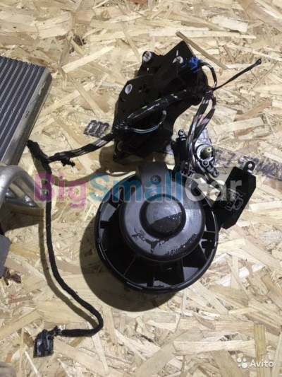 Вентилятор печки Ford Focus 3 - купить Елшанке